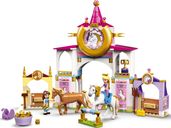LEGO® Disney Establos Reales de Bella y Rapunzel jugabilidad