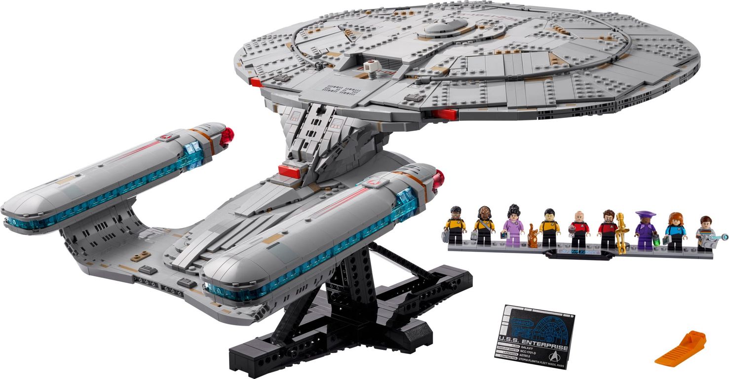 LEGO® Icons Star Trek: U.S.S. Enterprise NCC-1701-D™ components