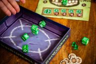Emerald Skulls gameplay