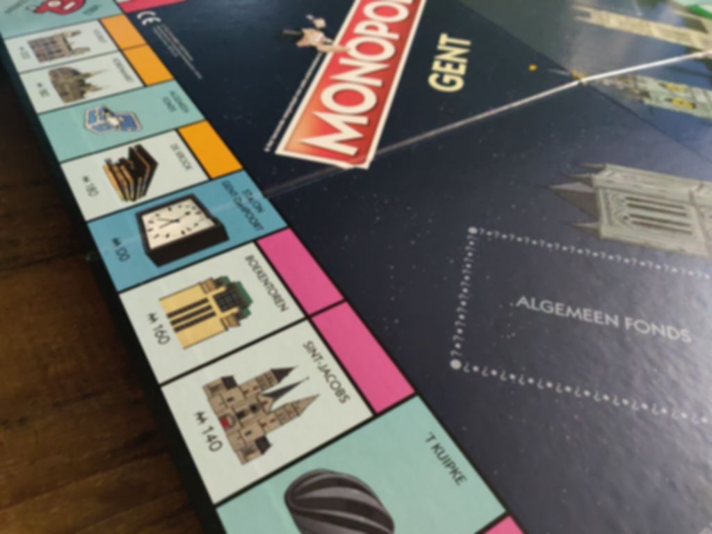 Monopoly: Gent juego de mesa