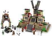 LEGO® Indiana Jones Temple of the Crystal Skull components