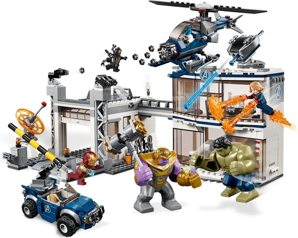 LEGO® Marvel Avengers Compound Battle components