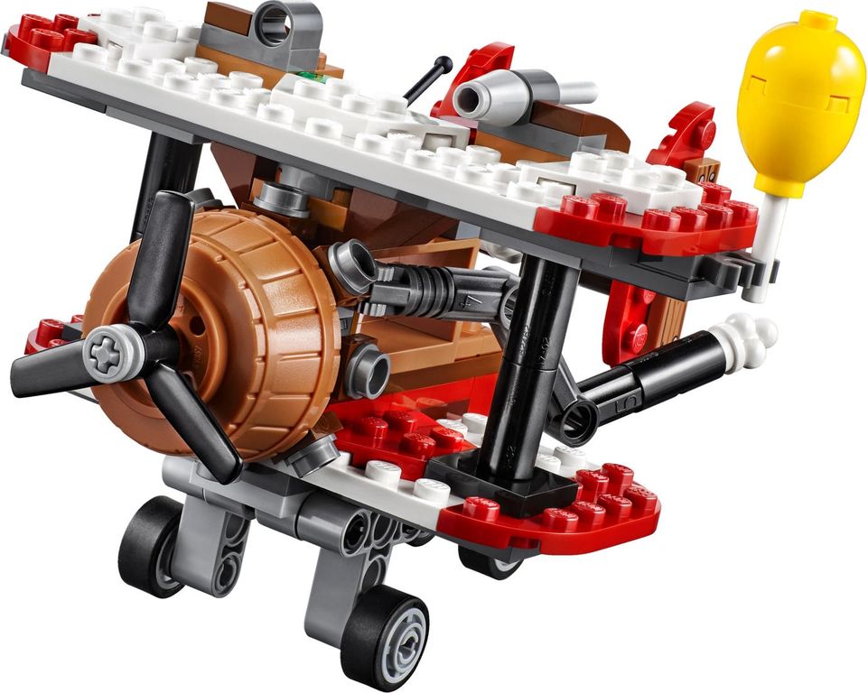 LEGO® Angry Birds Piggy Plane Attack components