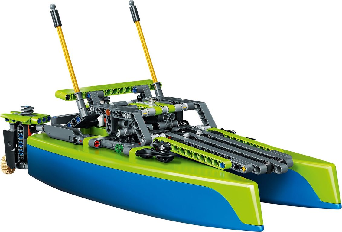 LEGO® Technic Le catamaran alternative