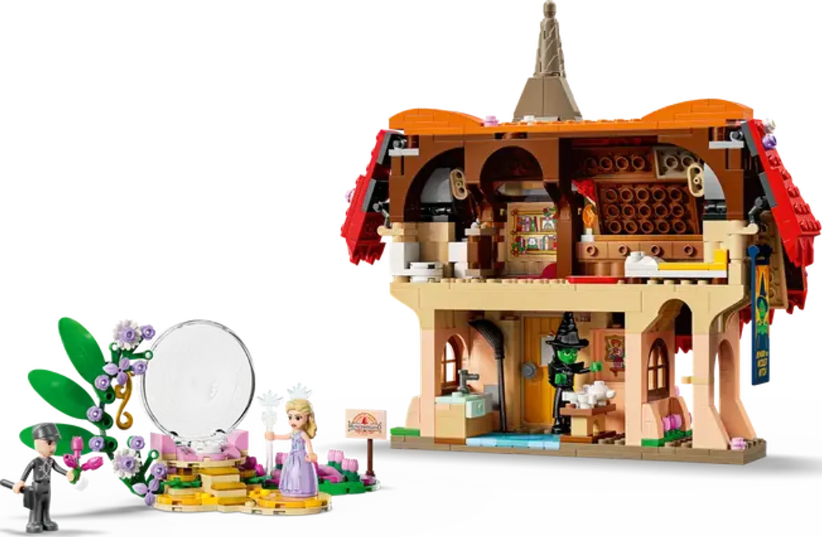 LEGO® Wicked Glinda & Elphaba Visit Munchkinland interior