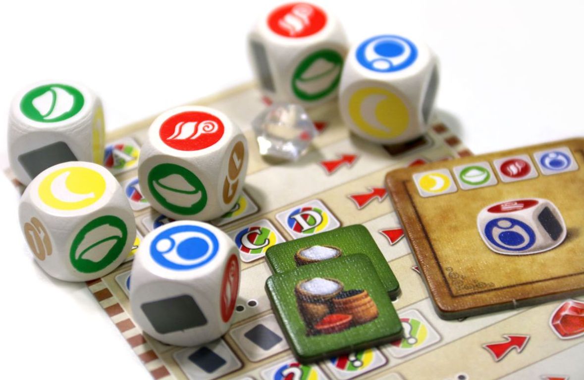 Istanbul: The Dice Game components