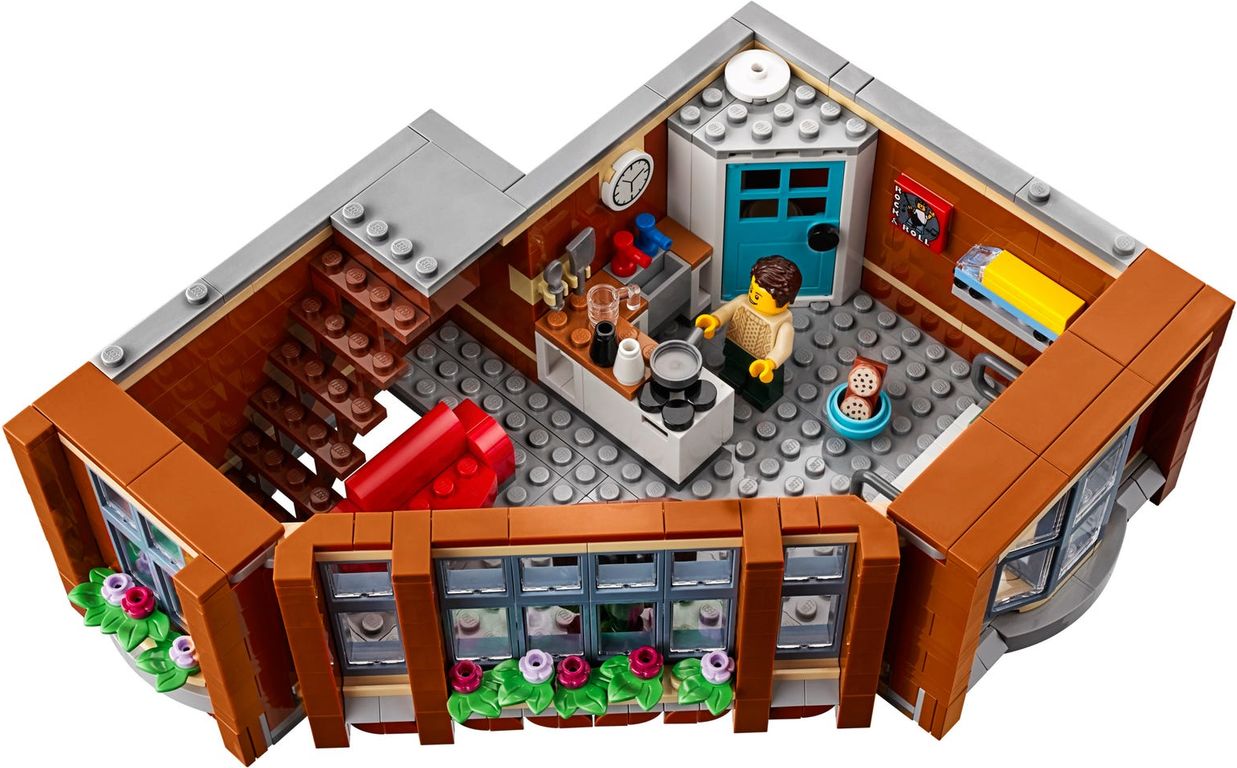 LEGO® Icons Corner Garage interior