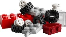 LEGO® Classic Creative Suitcase components