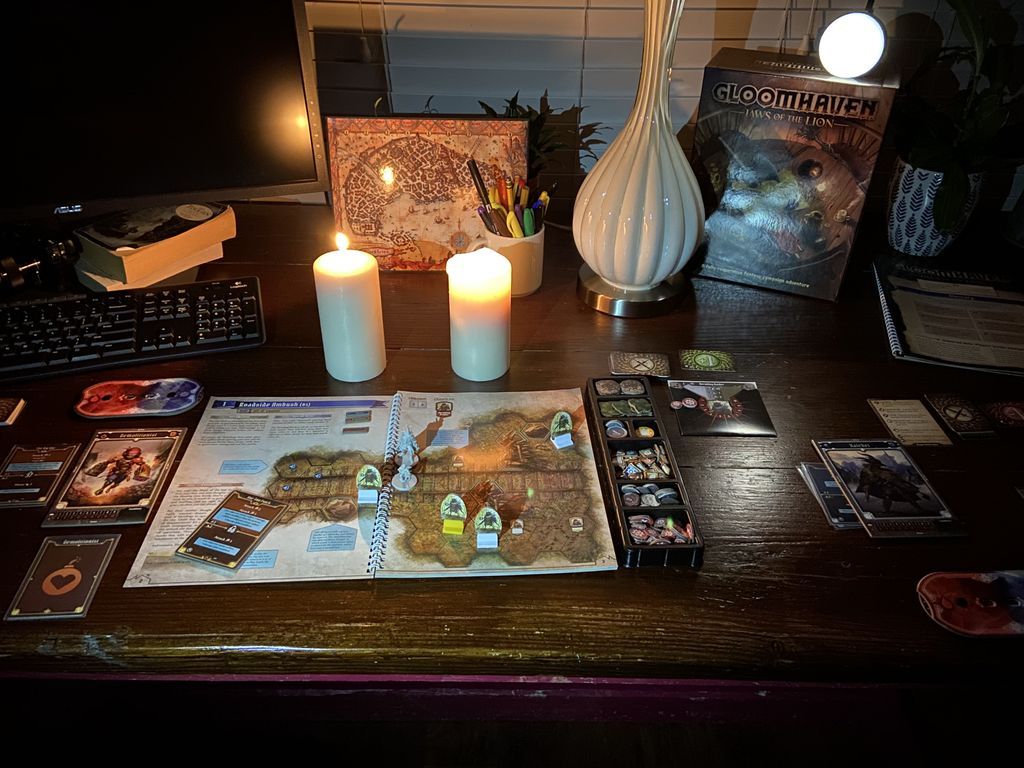 Gloomhaven: Die Pranken des Löwen komponenten