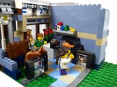 LEGO® Icons Pet Shop componenti