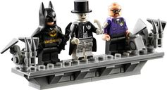 LEGO® DC Superheroes 1989 Batwing minifigures