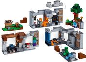 LEGO® Minecraft The Bedrock Adventures components