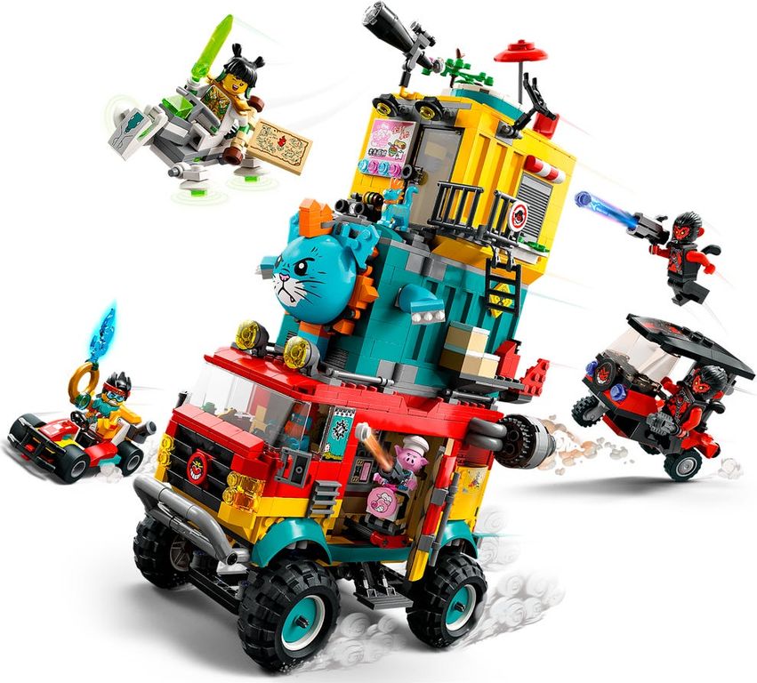 LEGO® Monkie Kid Monkie Kid’s Team Van gameplay