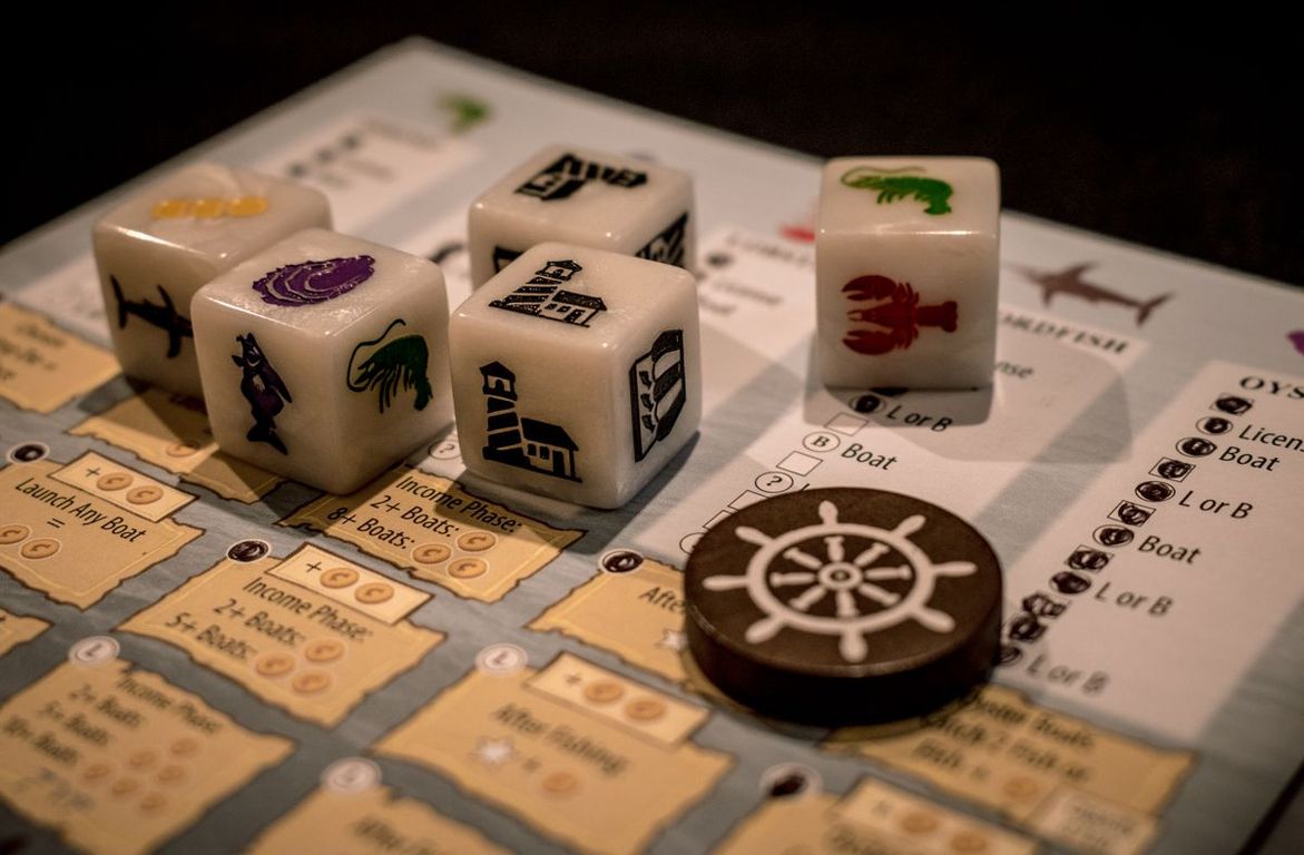 Fleet: The Dice Game componenten