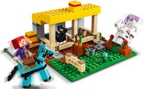 LEGO® Minecraft El Establo de los Caballos jugabilidad