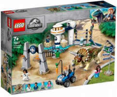 LEGO® Jurassic World Triceratops Rampage