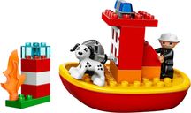 LEGO® DUPLO® Le bateau des pompiers gameplay