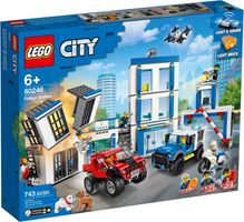 LEGO® City Police Station