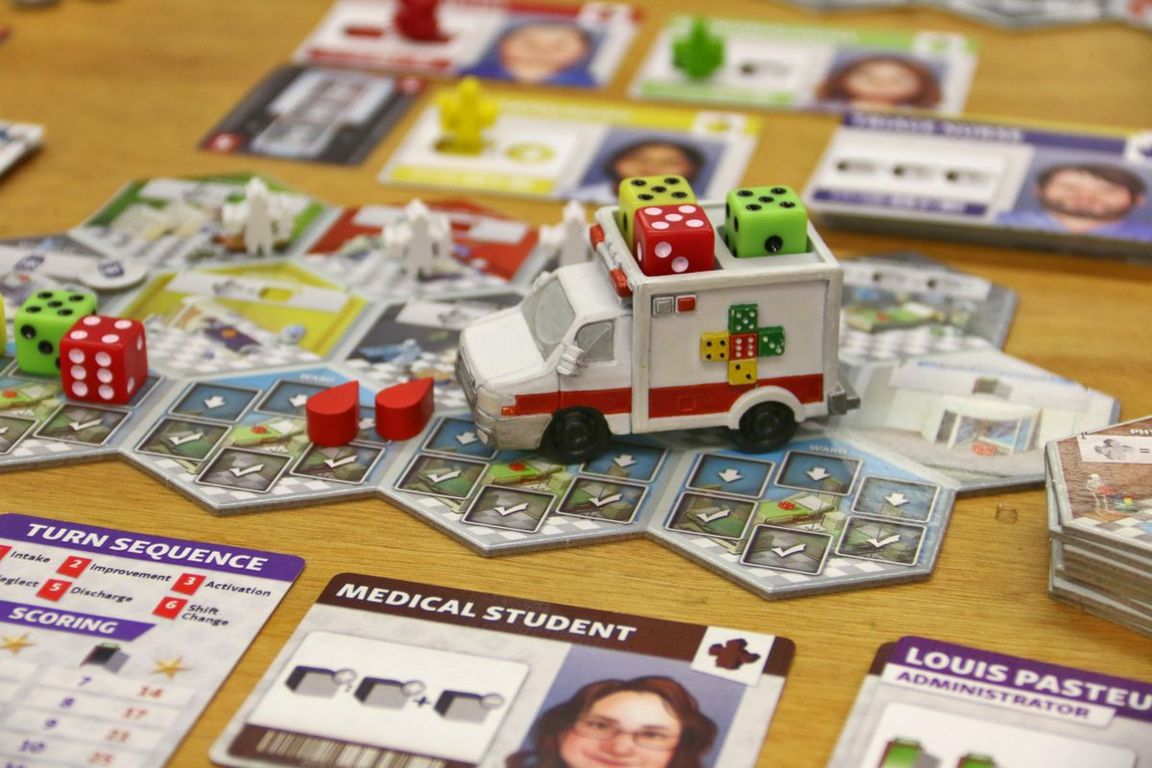 Dice Hospital spielablauf