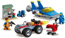 LEGO® Movie Emmet and Benny's ‘Build and Fix' Workshop! components