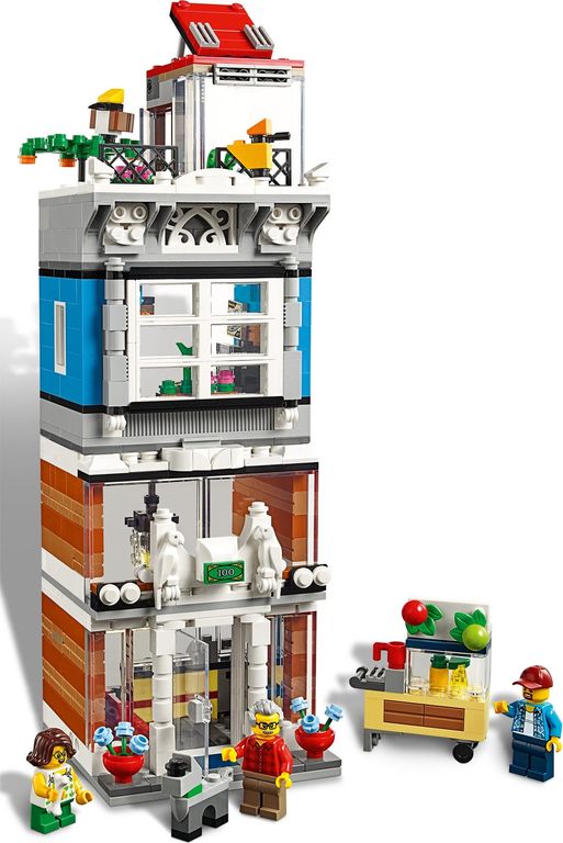 LEGO® Creator Townhouse Pet Shop and Café alternative
