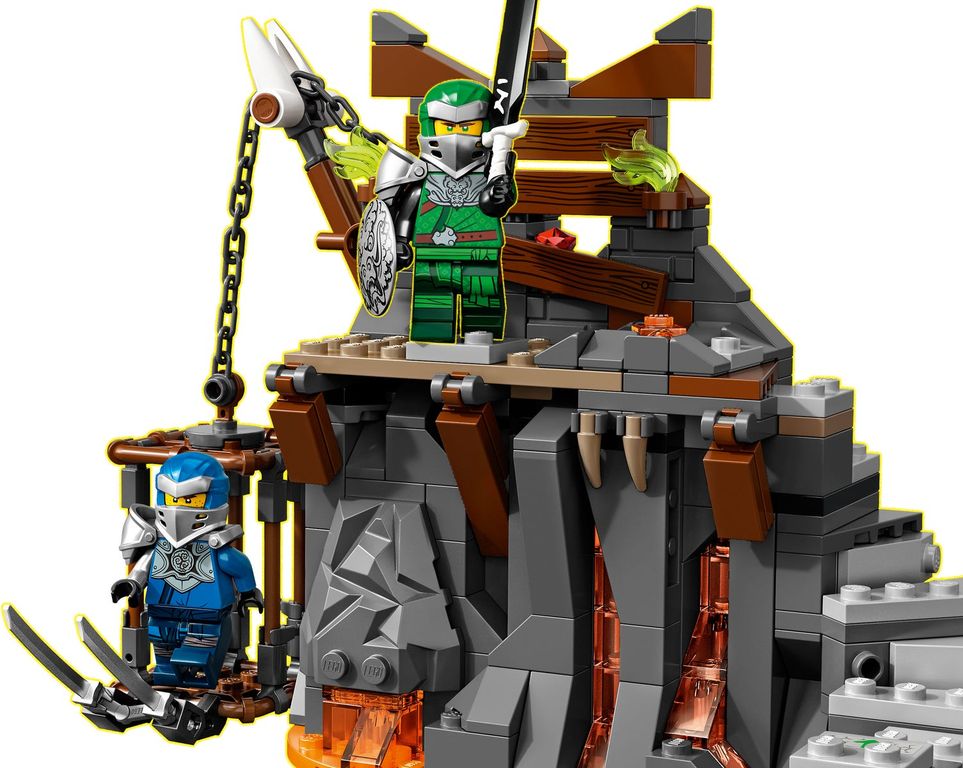 LEGO® Ninjago Viaje a las Mazmorras Calavera partes