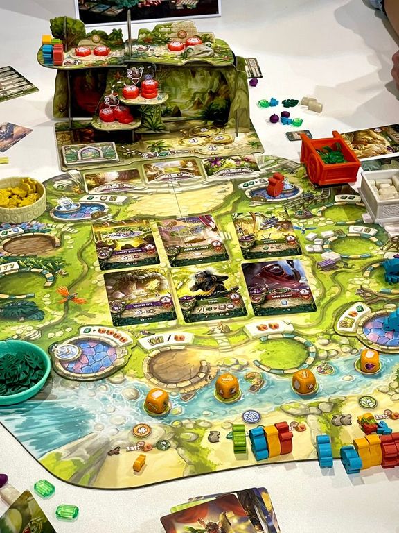 Everdell Emerland components