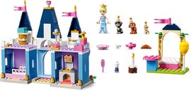 LEGO® Disney Cinderella's Castle Celebration components