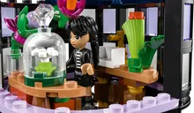 LEGO® Wednesday Schwarze Dahlie