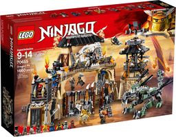 LEGO® Ninjago Dragon Pit