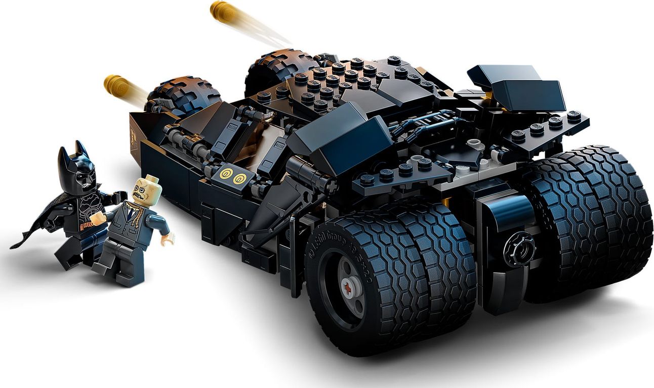 LEGO® DC Superheroes Batman™: Batmóvil Blindado: Batalla contra Scarecrow™ jugabilidad