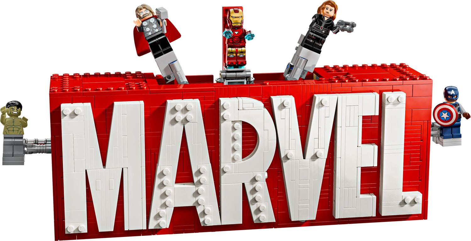 LEGO® Marvel Logo e Minifigure MARVEL componenti