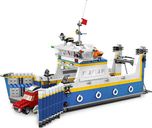 LEGO® Creator Transport Ferry components