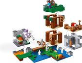 LEGO® Minecraft The Skeleton Attack components