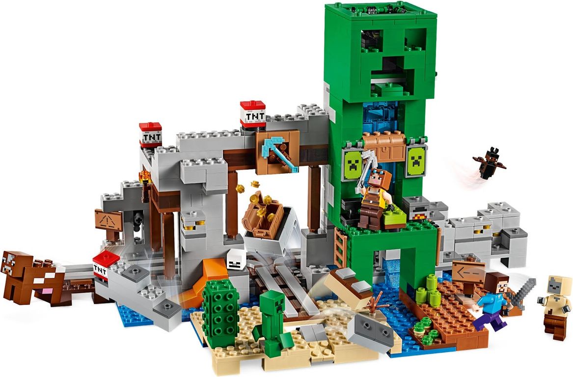 LEGO® Minecraft The Creeper™ Mine gameplay