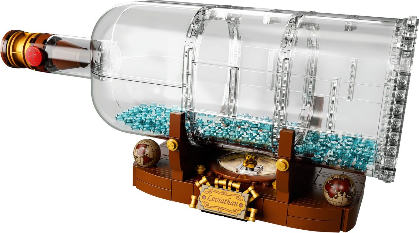 LEGO® Ideas Ship in a Bottle components