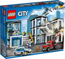 LEGO® City Police Station