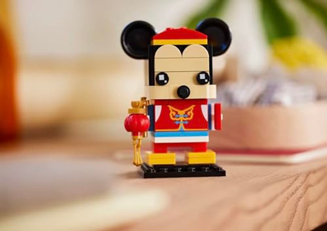 LEGO® BrickHeadz™ Mickey Mouse op het Lentefestival