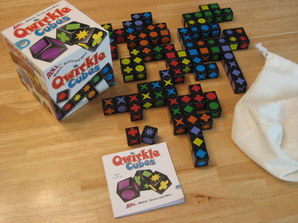 Qwirkle Cubes komponenten